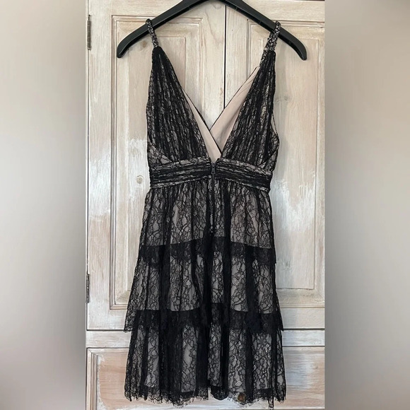 ALICE AND OLIVIA Tiered Lace Mini Dress, Black/tan - Picture 2 of 8